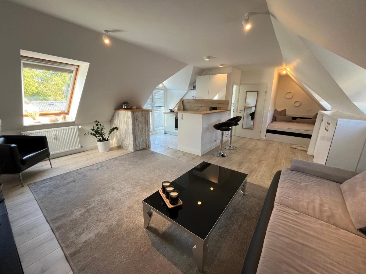 Attraktives Appartement Im Stadtzentrum Plauen Balkon Lift Екстериор снимка